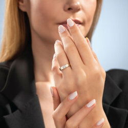 0,06 Karat Pırlantalı Baget Yüzük - 3