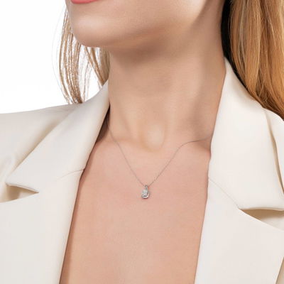 0,08 Karat Efektli Baget Pırlanta Kolye - Pare Pırlanta