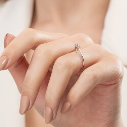 0,10 Karat Tektaş Pırlanta Yüzük - 6