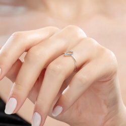 0,11 Karat Pırlanta Taşlı Damla Yüzük - 4