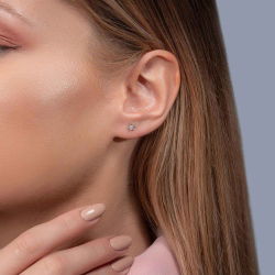 0,11 Karat Tektaş Pırlanta Küpe - 2