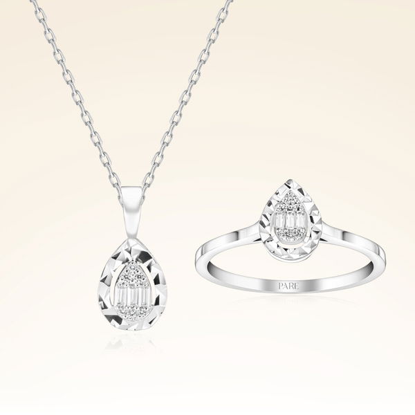 0,13 Karat Pırlantalı Baget Set - Pare Pırlanta