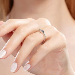 0,15 Karat Tektaş Pırlanta Yüzük - 4