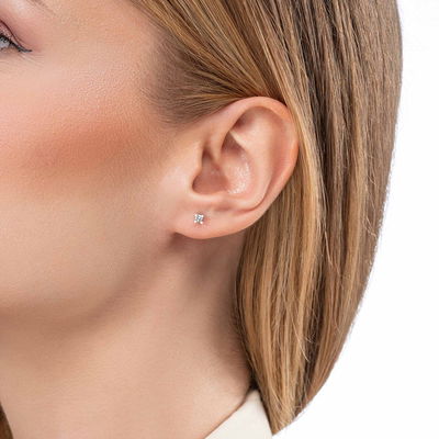 0,17 Karat Tektaş Pırlanta Küpe - Pare Pırlanta