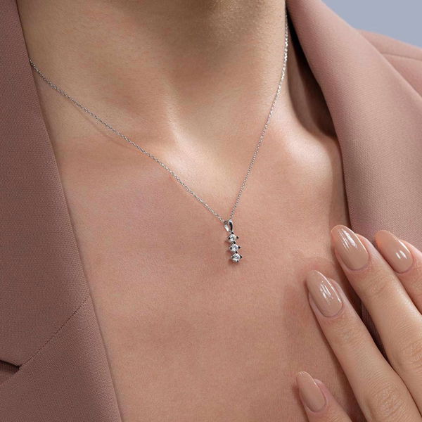 0,18 Karat Tria Pırlanta Kolye - Pare Pırlanta