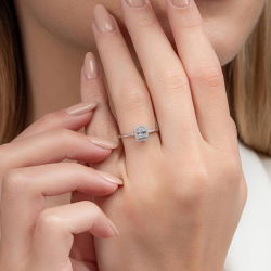 0,19 Karat Kolu Taşlı Baget Pırlanta Yüzük - 5