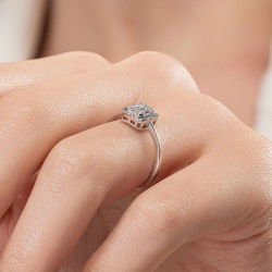 0,20 Karat Efektli Baget Pırlanta Yüzük - 7