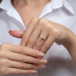 0,25 Karat Tektaş Pırlanta Yüzük - 4