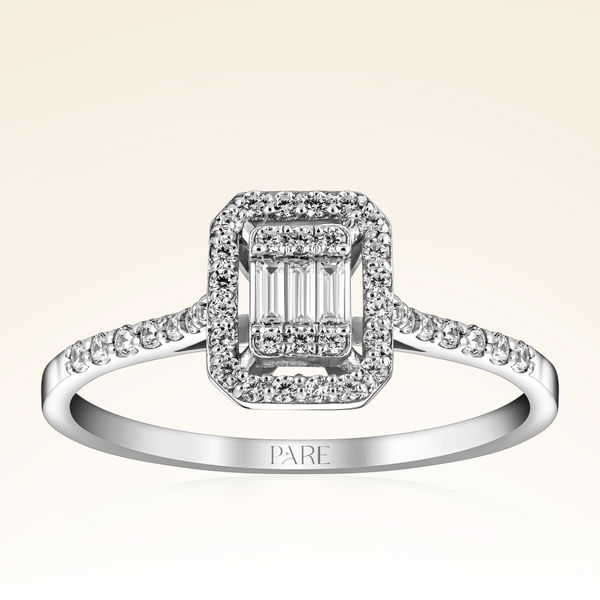 0,26 Karat Kolu Taşlı Baget Pırlanta Yüzük - Pare Pırlanta