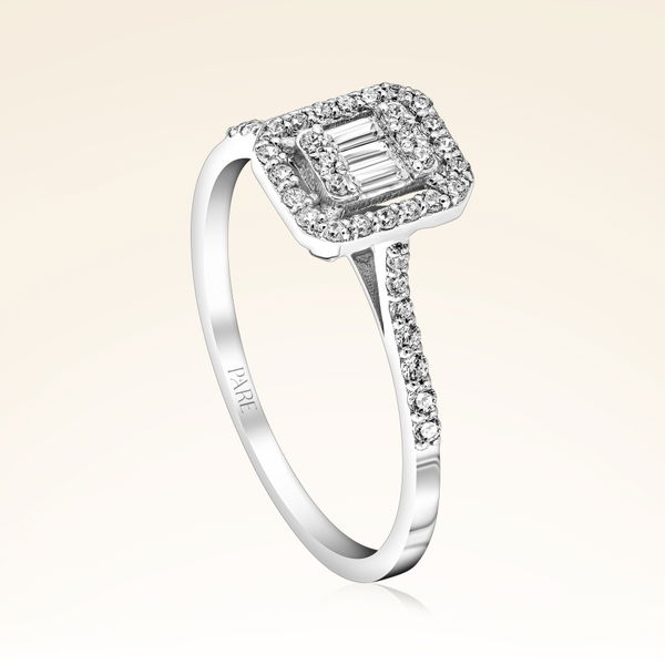 0,26 Karat Kolu Taşlı Baget Pırlanta Yüzük - Pare Pırlanta