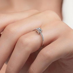 0,27 Karat Kolu Taşlı Baget Pırlanta Yüzük - 7