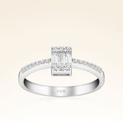 0,28 Karat Kolu Taşlı Baget Pırlanta Yüzük - 1