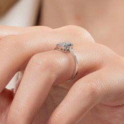 0,29 Karat Efektli Baget Pırlanta Yüzük - 6