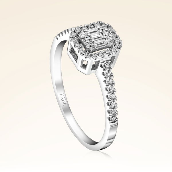 0,29 Karat Kolu Taşlı Baget Pırlanta Yüzük - Pare Pırlanta