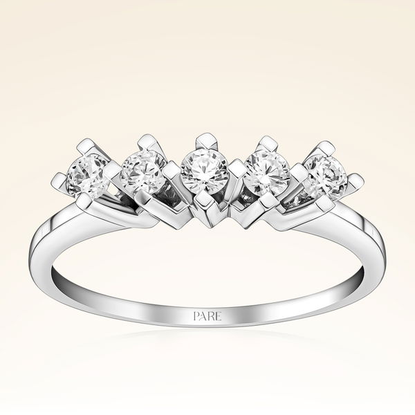 0,30 Karat Beştaş Pırlanta Yüzük - Pare Pırlanta