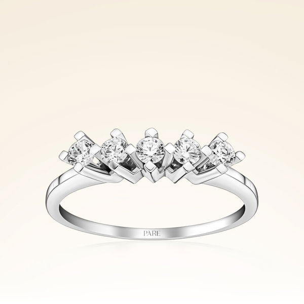 0,30 Karat Beştaş Pırlanta Yüzük - Pare Pırlanta