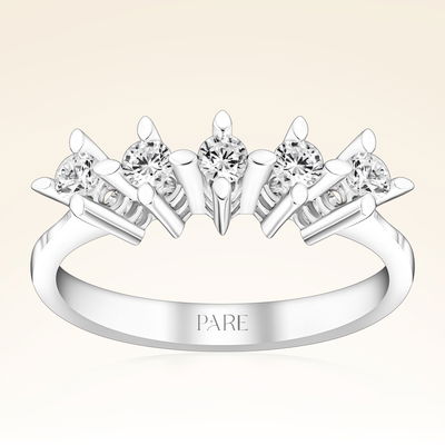 0,30 Karat Beştaş Pırlanta Yüzük - Pare Pırlanta