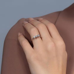 0,30 Karat Tria Pırlanta Yüzük - 4