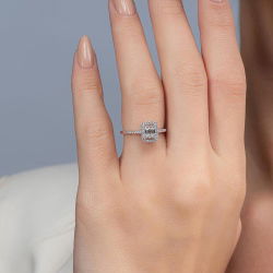 0,31 Karat Kolu Taşlı Baget Pırlanta Yüzük - 5