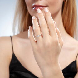 0,33 Karat Kolu Taşlı Oval Pırlanta Yüzük - 4