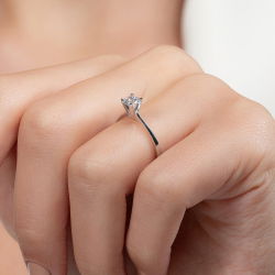 D Renk 0,40 Karat HRD Sertifikalı Tektaş Pırlanta Yüzük - 7