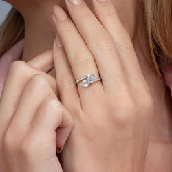 0,45 Karat kolu Taşlı Baget Pırlanta Yüzük - 4