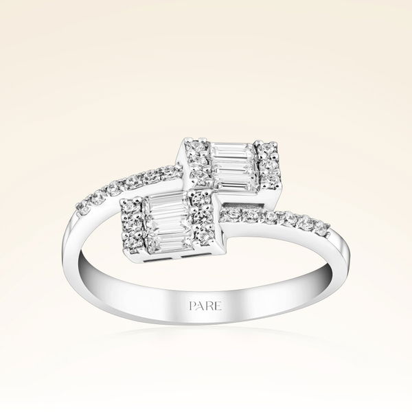 0,49 Karat kolu Taşlı Baget Pırlanta Yüzük - Pare Pırlanta