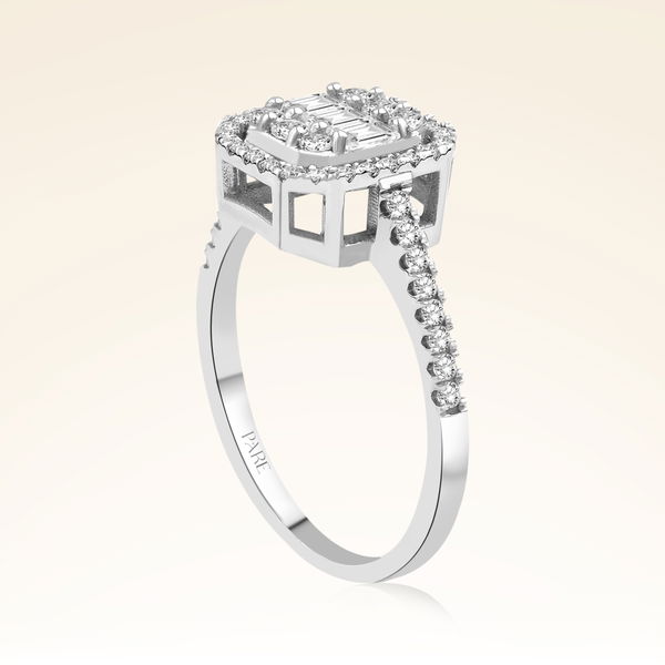 0,50 Karat Kolu Taşlı Baget Pırlanta Yüzük - Pare Pırlanta