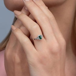 0,55 Karat Pırlanta Zümrüt Yüzük - 4