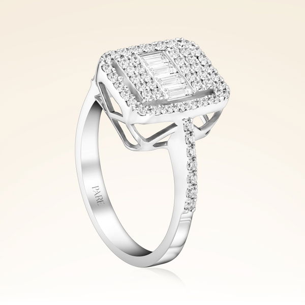 0,58 Karat Kolu Taşlı Baget Pırlanta Yüzük - Pare Pırlanta