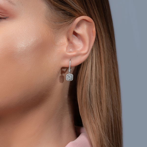 0,67 Karat Fantezi Pırlanta Küpe - Pare Pırlanta