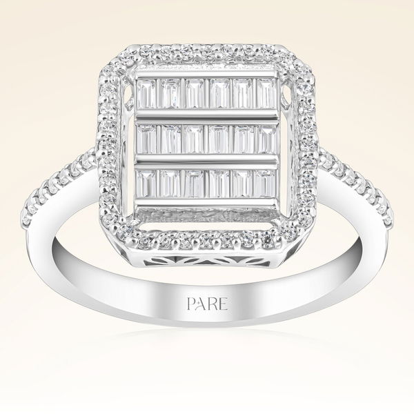 0,68 Karat Kolu Taşlı Baget Pırlanta Yüzük - Pare Pırlanta