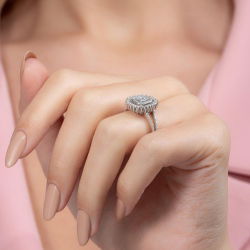 0,70 Karat Kolu Taşlı Baget Pırlanta Yüzük - 6