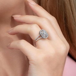 0,70 Karat Kolu Taşlı Baget Pırlanta Yüzük - 3