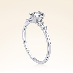 0,70 Karat Pırlanta Fantezi Oval Beyaz Topaz Yüzük - 2