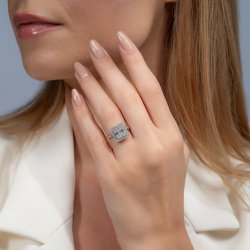 0,89 Karat Kolu Taşlı Baget Pırlanta Yüzük - 4