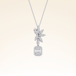 0,97 Karat Pırlantalı Baget Kolye - 1