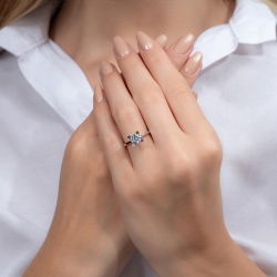 F Renk 1,00 Karat HRD Sertifikalı Tektaş Pırlanta Yüzük - 4