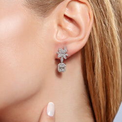 1,53 Karat Pırlantalı Baget Küpe - 2