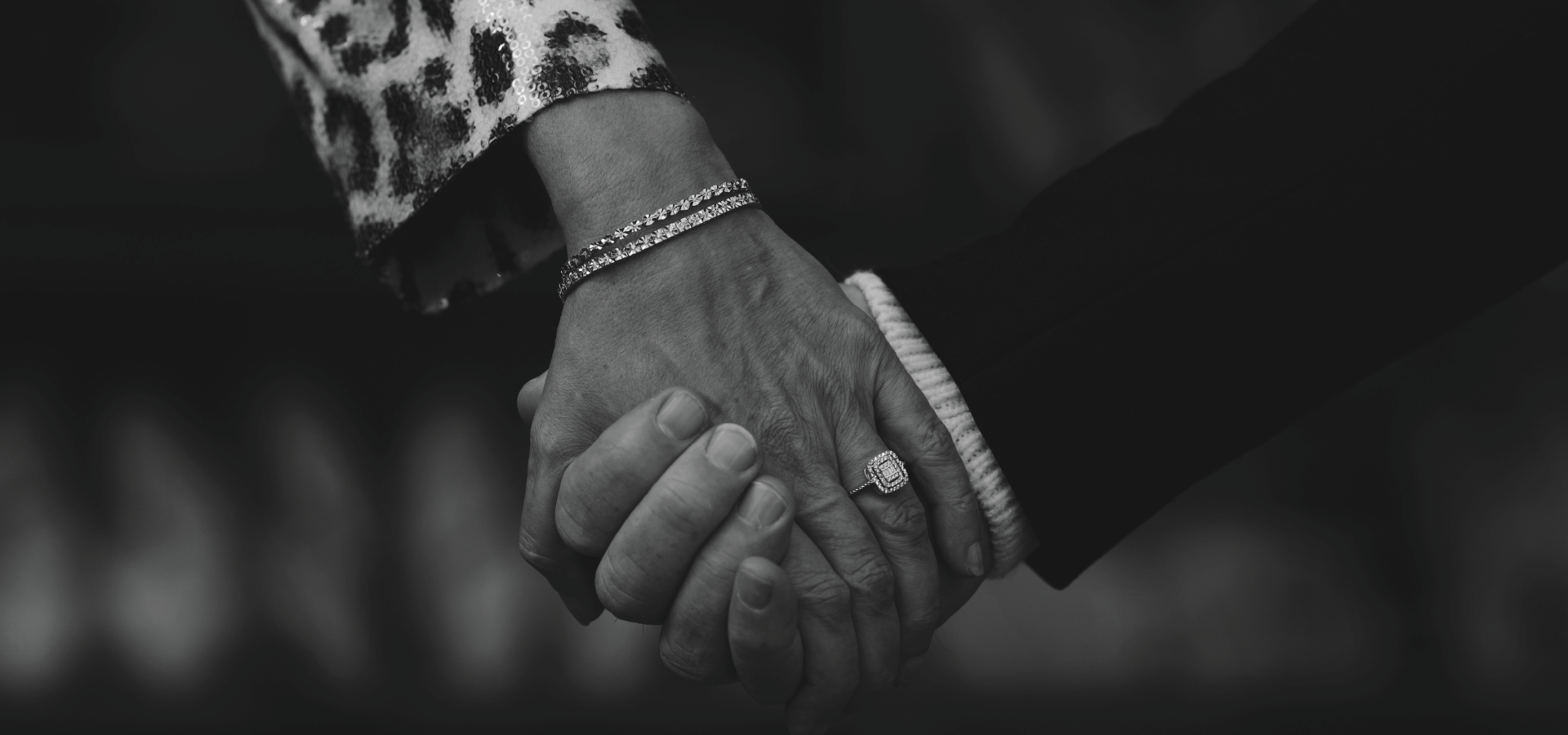 Evlilikte Takı Anlamları: Hangi Takı Hangi Aşamada Verilir?