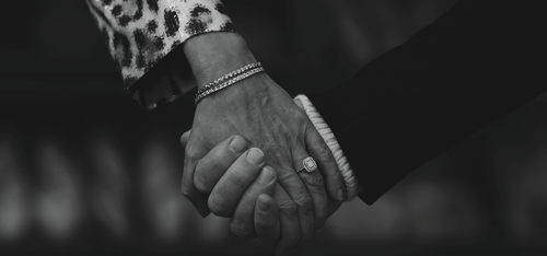 Evlilikte Takı Anlamları: Hangi Takı Hangi Aşamada Verilir?