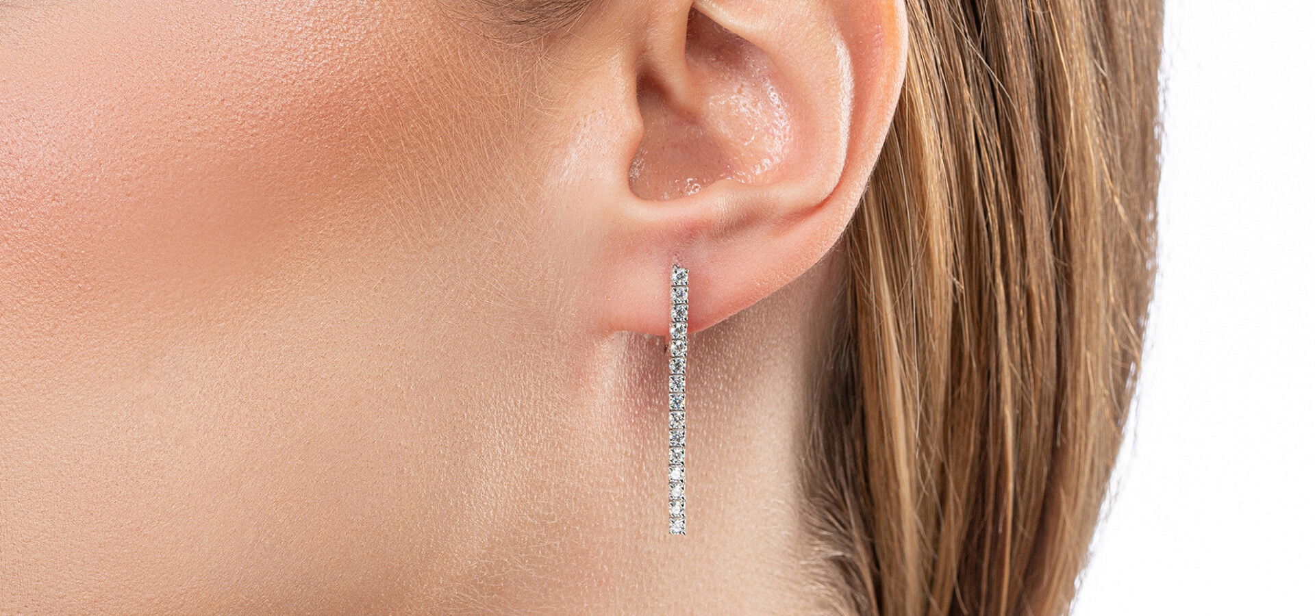 Su Yolu Küpelerle Şıklığı Yakalamanın 5 Yolu - Kombin Önerileri