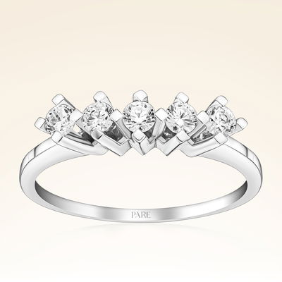 0,40 Karat Beştaş Pırlanta Yüzük - Pare Pırlanta