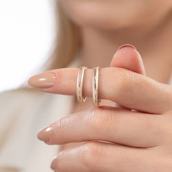 Dokulu Sıra Taşlı Çift Alyans - 2