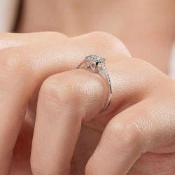 0,07 Karat Efektli Baget Pırlanta Yüzük - 7