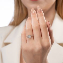 0,07 Karat Efektli Baget Pırlanta Yüzük - 4