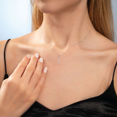 İ Harf Pırlanta Kolye - Pare Pırlanta