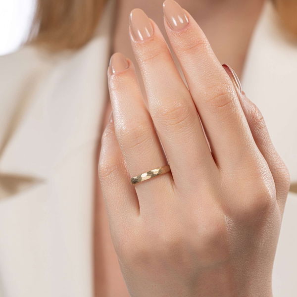 Mat Dövme Kadın Alyans - Pare Pırlanta