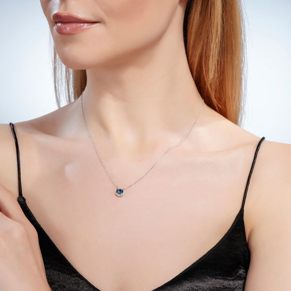 1,00 Karat Oval London Blue Topaz Pırlantalı Kolye - Pare Pırlanta