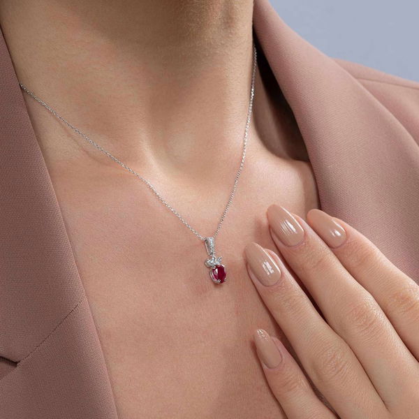 0,85 Karat Pırlantalı Yakut Kolye - Pare Pırlanta